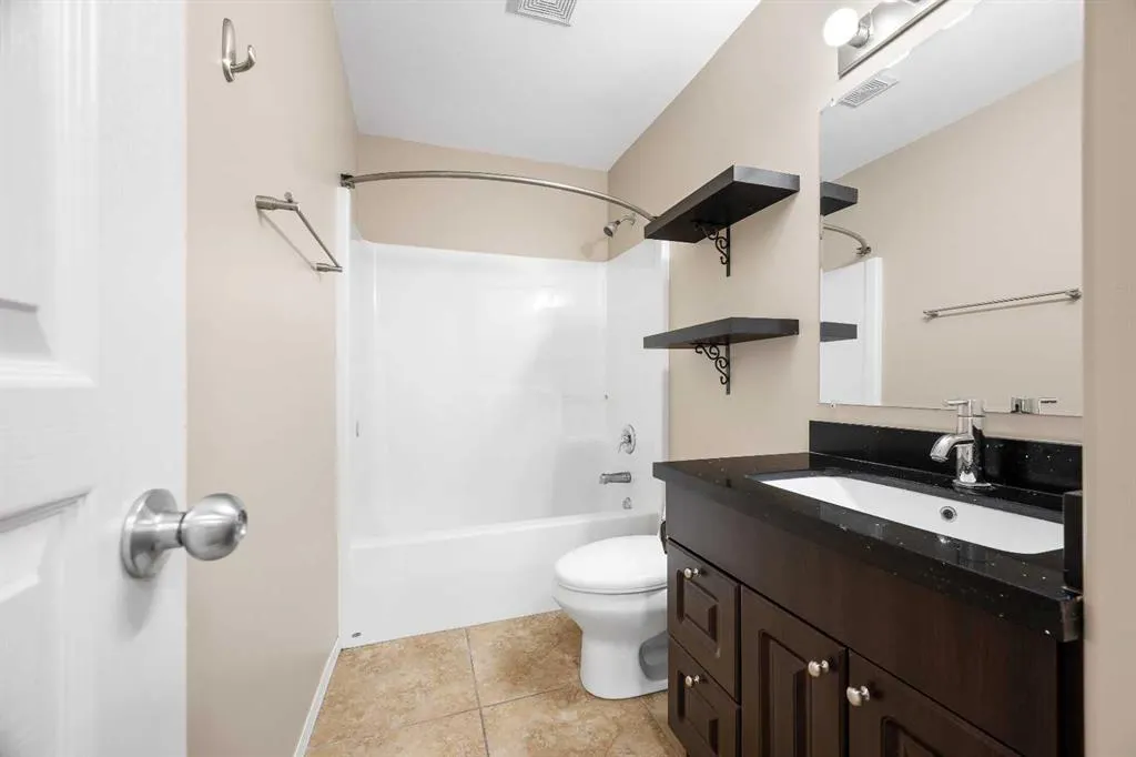 1521 47C Avenue, #1