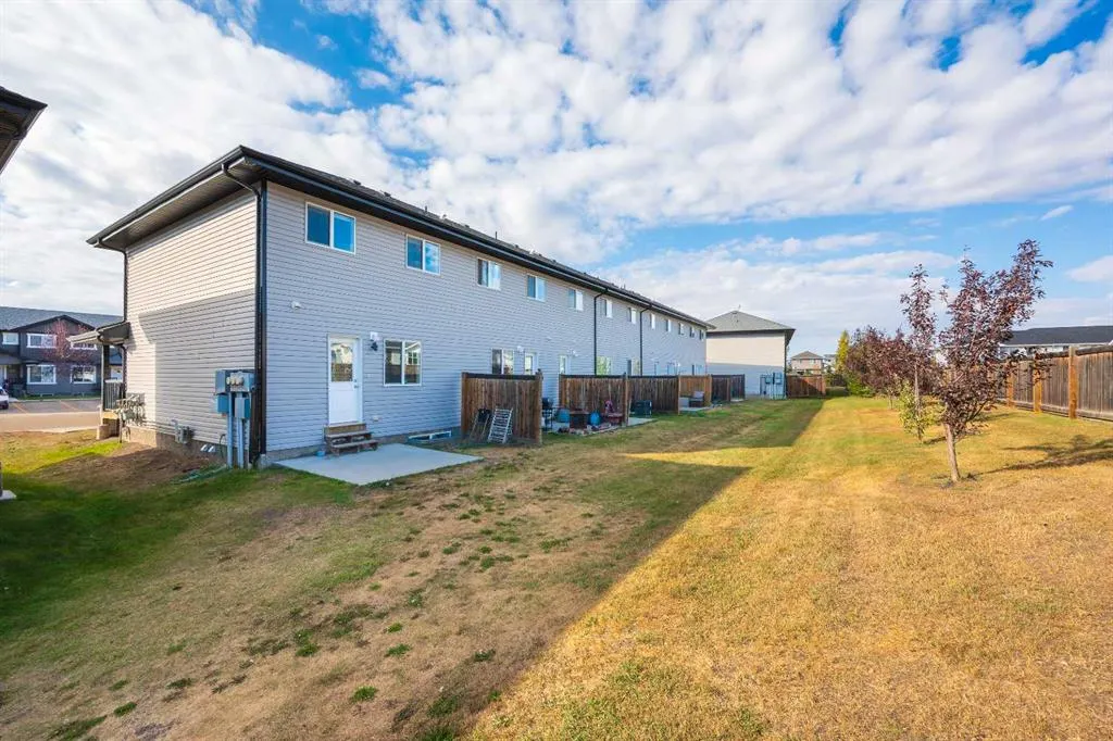 1521 47C Avenue, #1