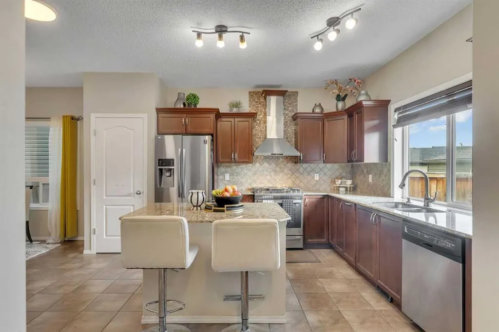 31 Skyview Point Road NE