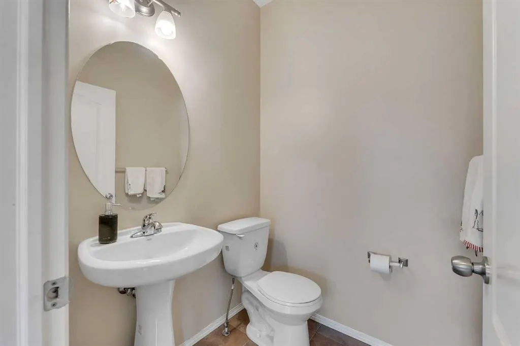 31 Skyview Point Road NE