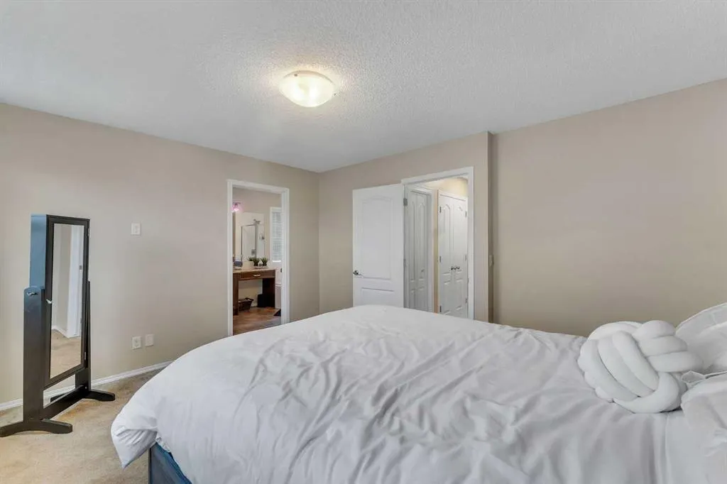 31 Skyview Point Road NE