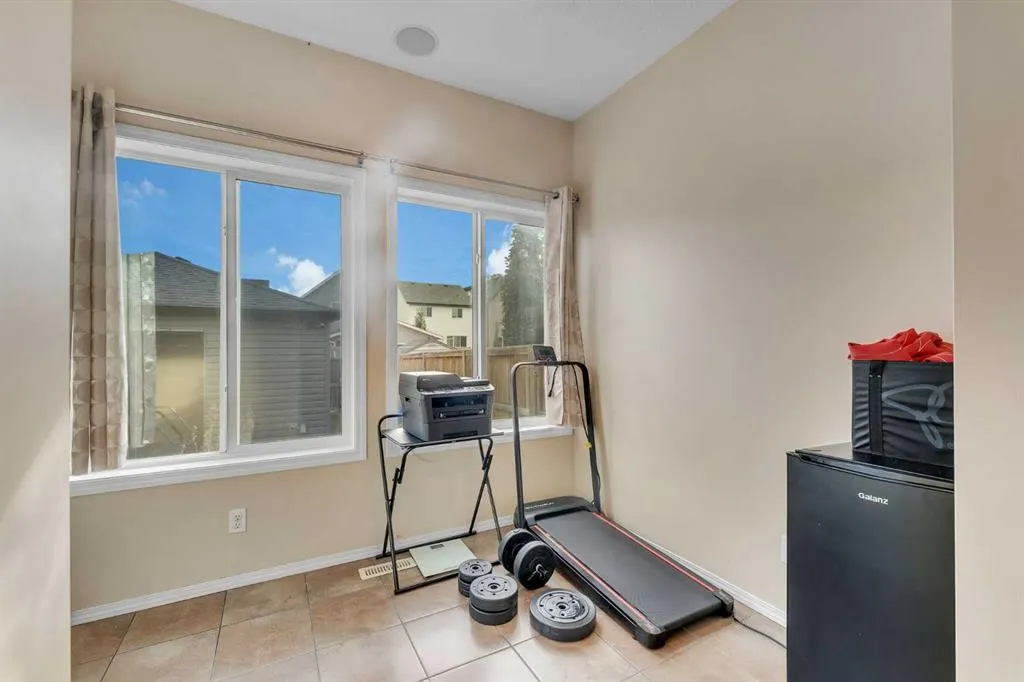 31 Skyview Point Road NE