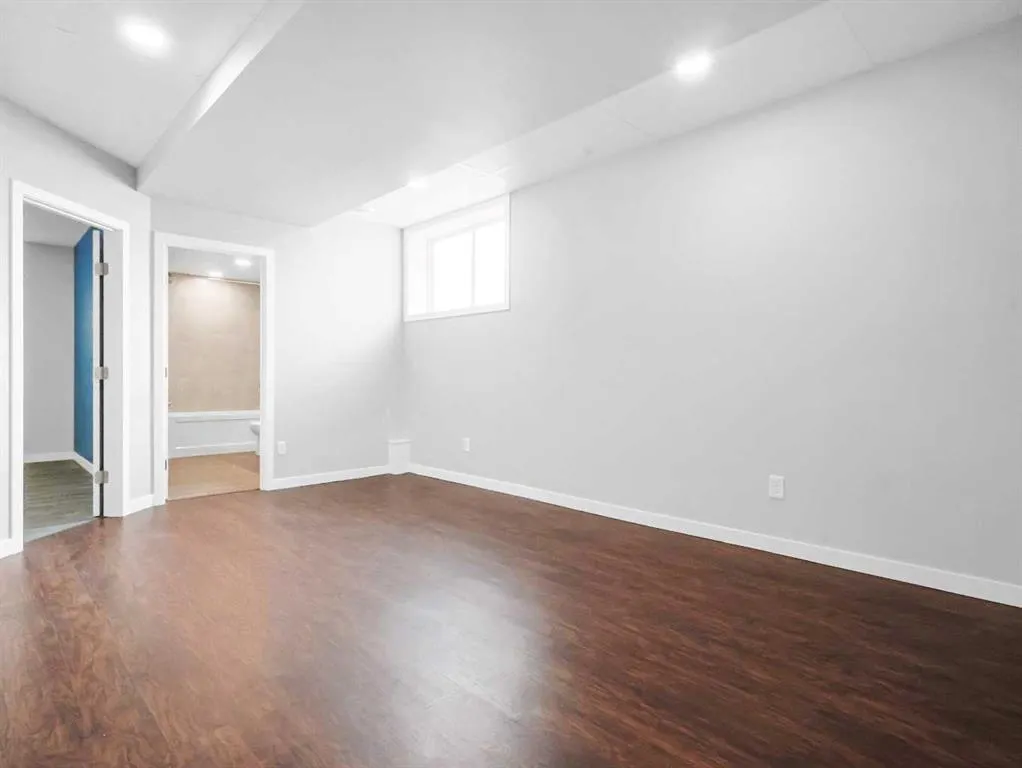 20 Evanscrest Place NW