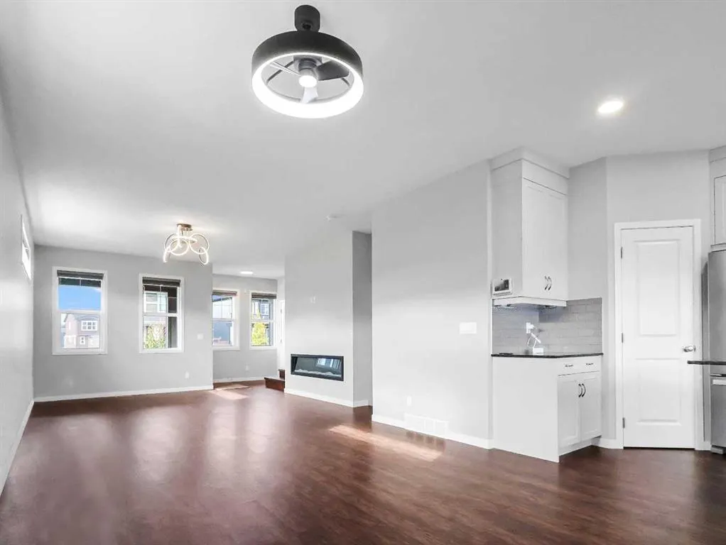 20 Evanscrest Place NW