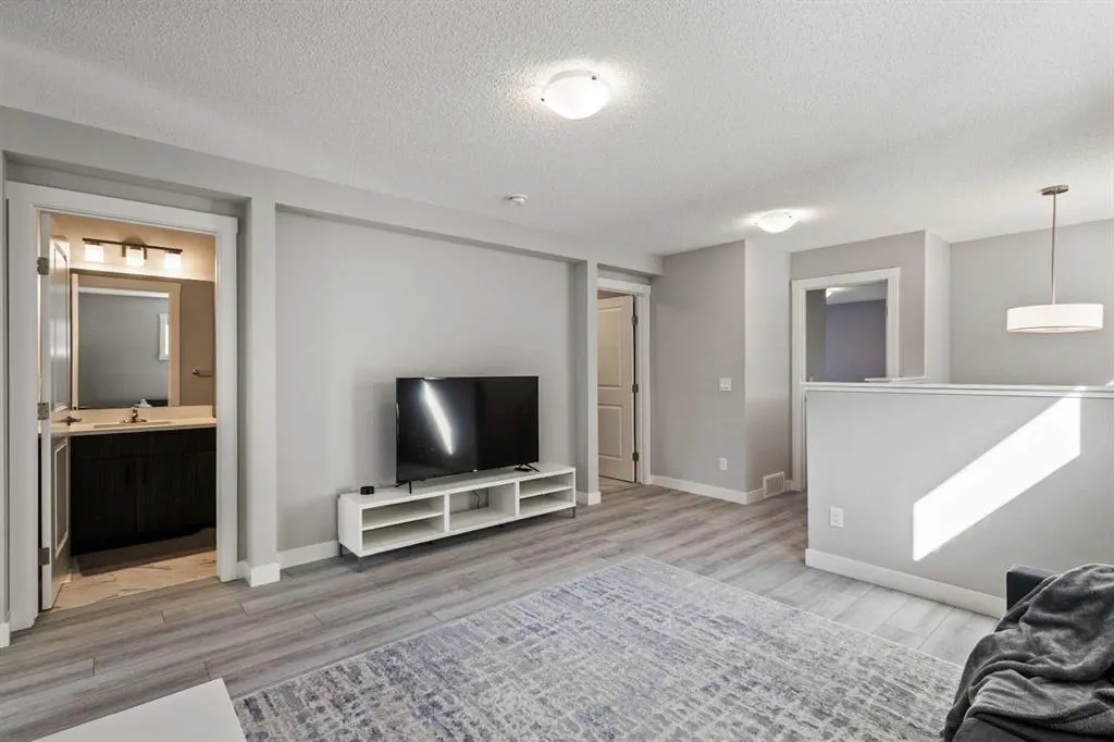 64 Seton Villas SE
