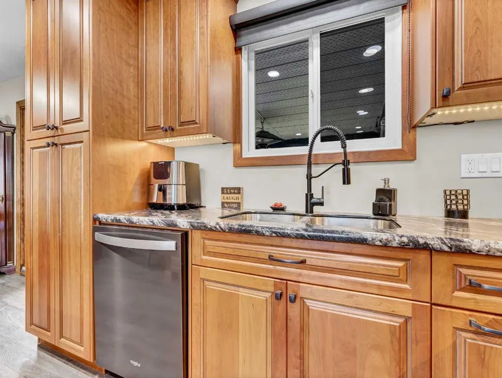 19 Chow Avenue SE