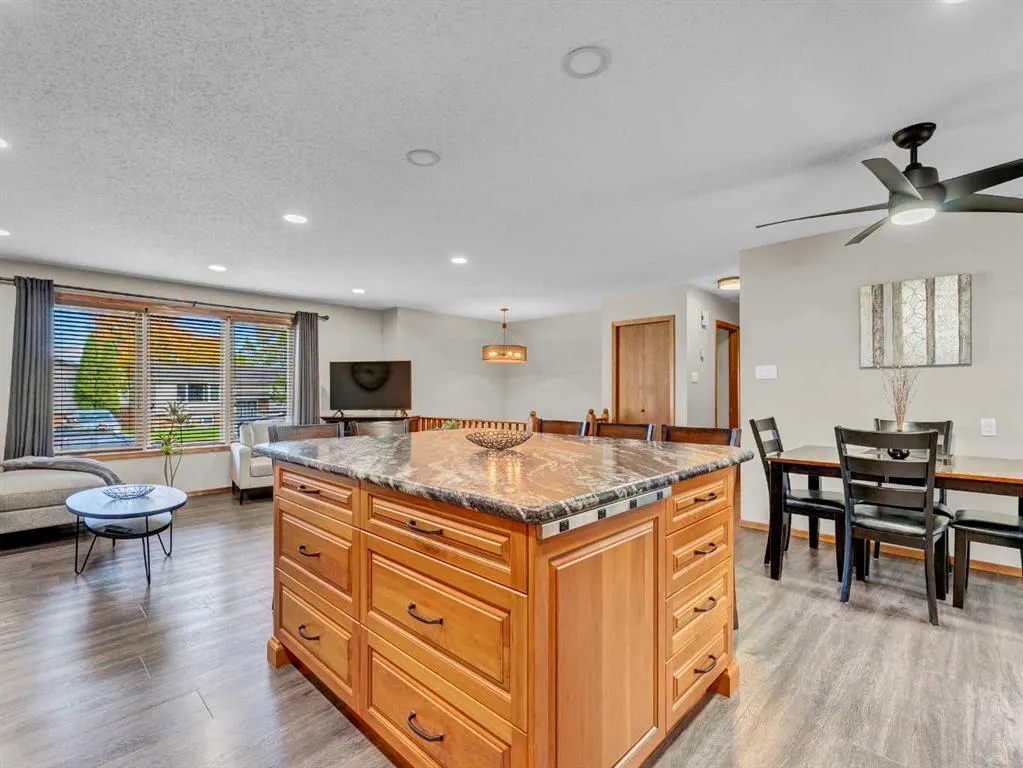 19 Chow Avenue SE