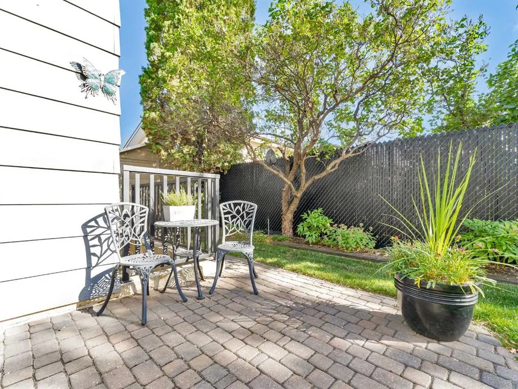 19 Chow Avenue SE