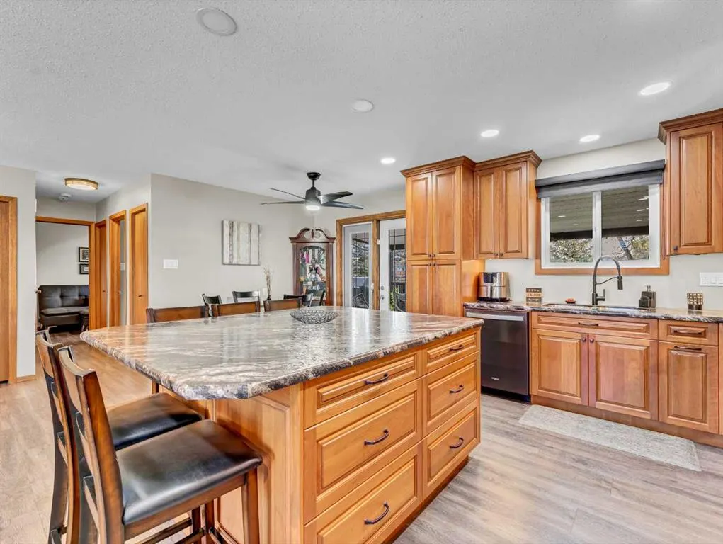 19 Chow Avenue SE