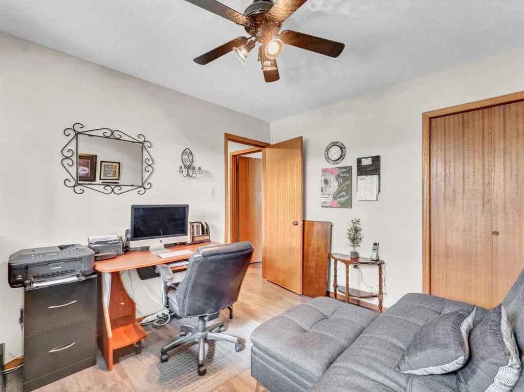 19 Chow Avenue SE