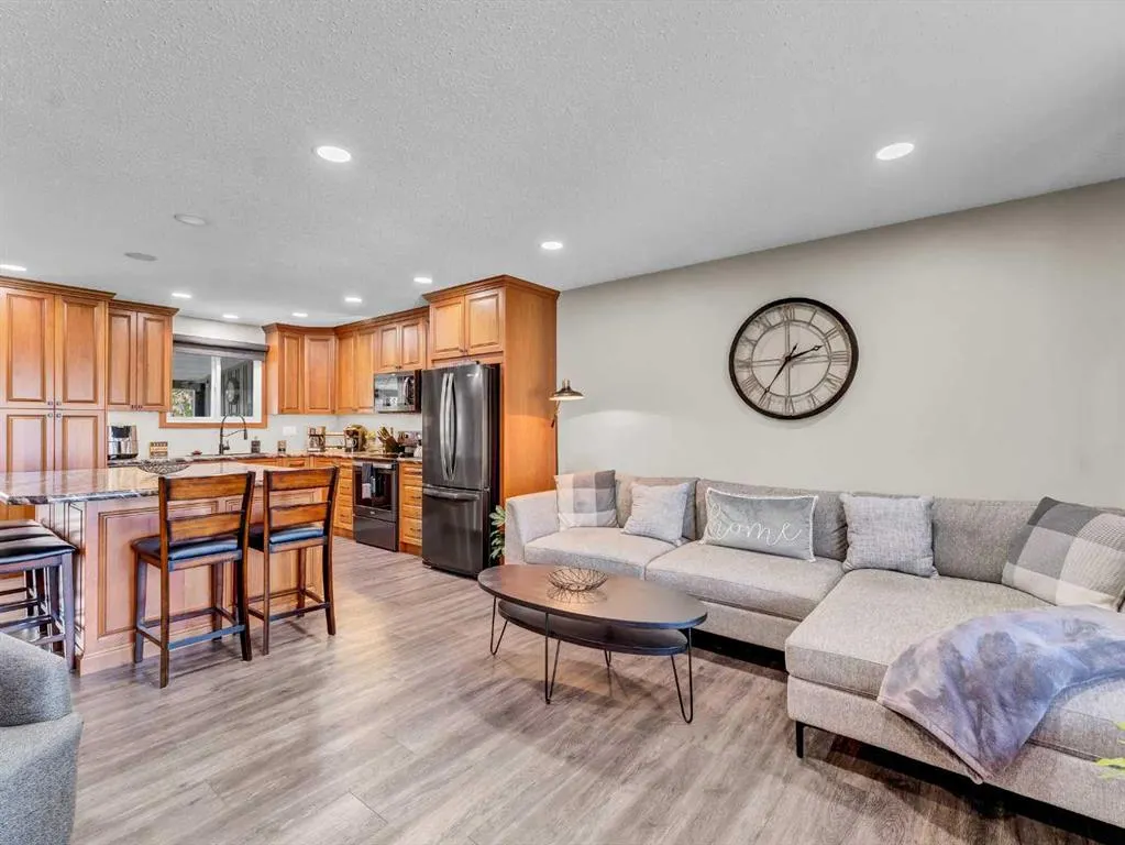 19 Chow Avenue SE