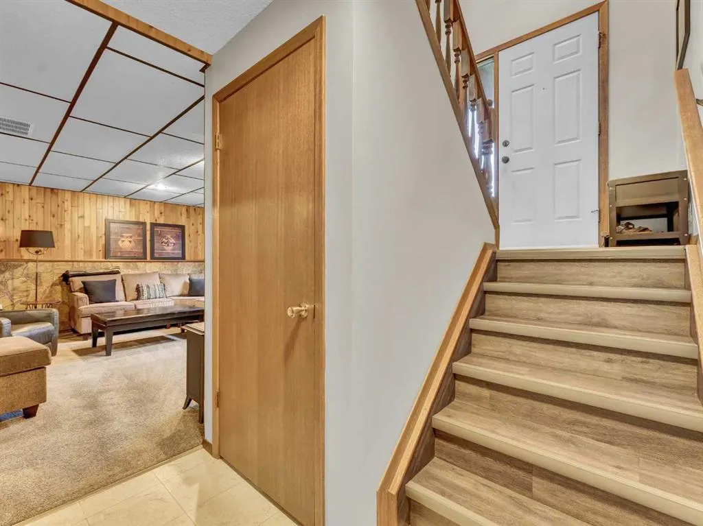 19 Chow Avenue SE