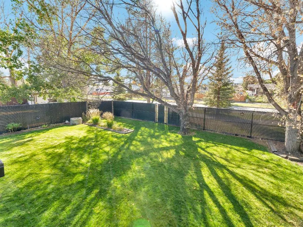 19 Chow Avenue SE