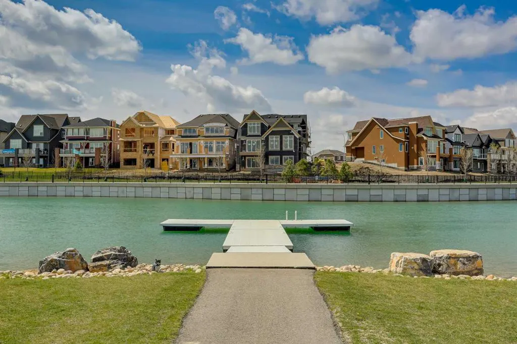 522 Mahogany Manor SE