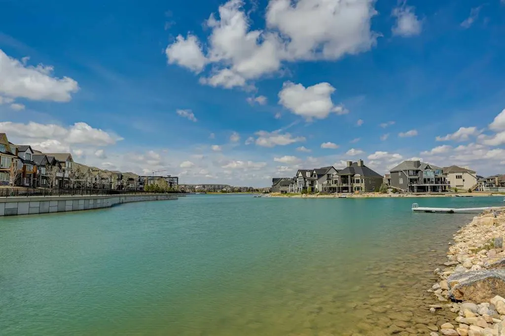 522 Mahogany Manor SE
