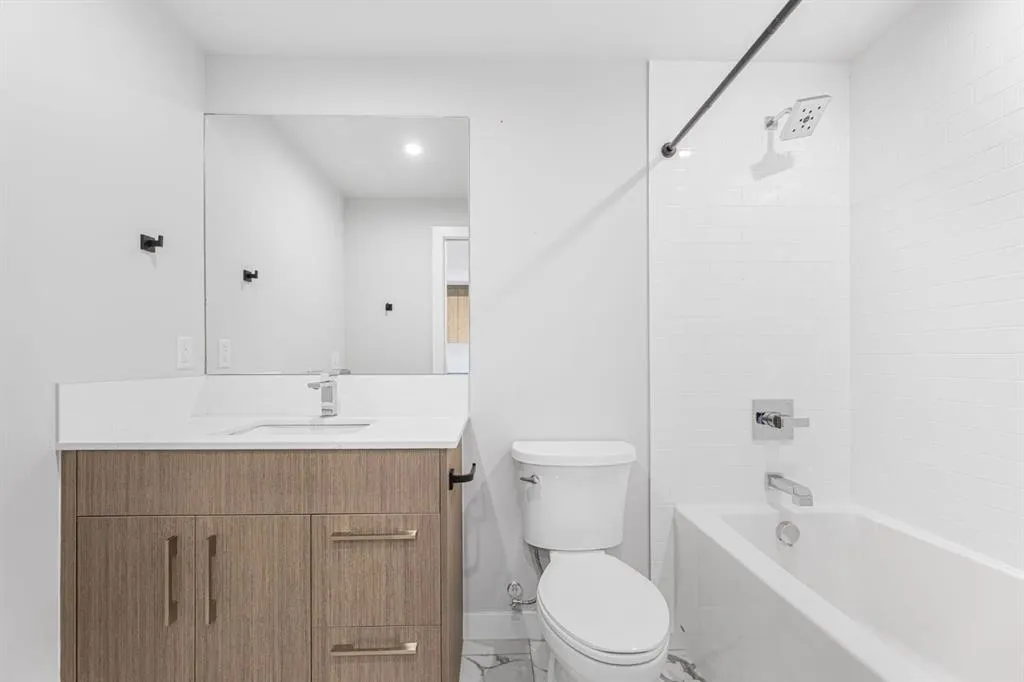 110 18A Street NW, #647