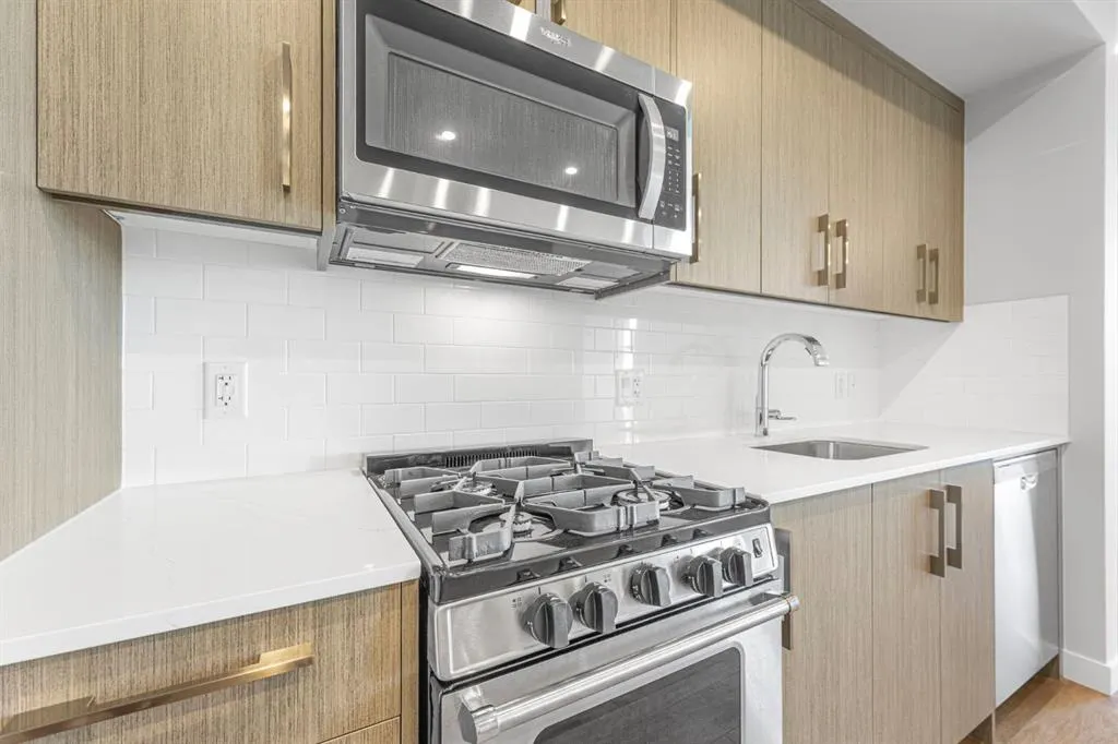110 18A Street NW, #647