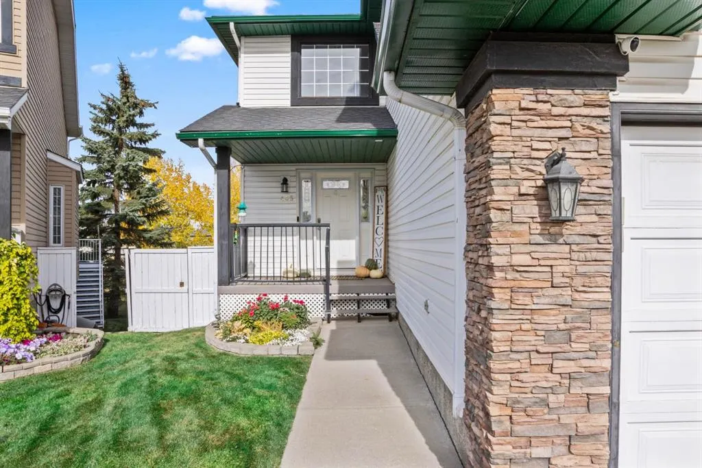 435 Douglas Ridge Mews SE