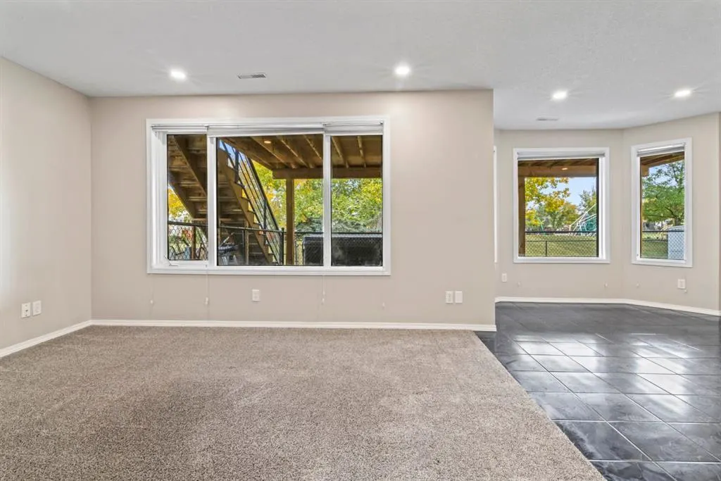 435 Douglas Ridge Mews SE
