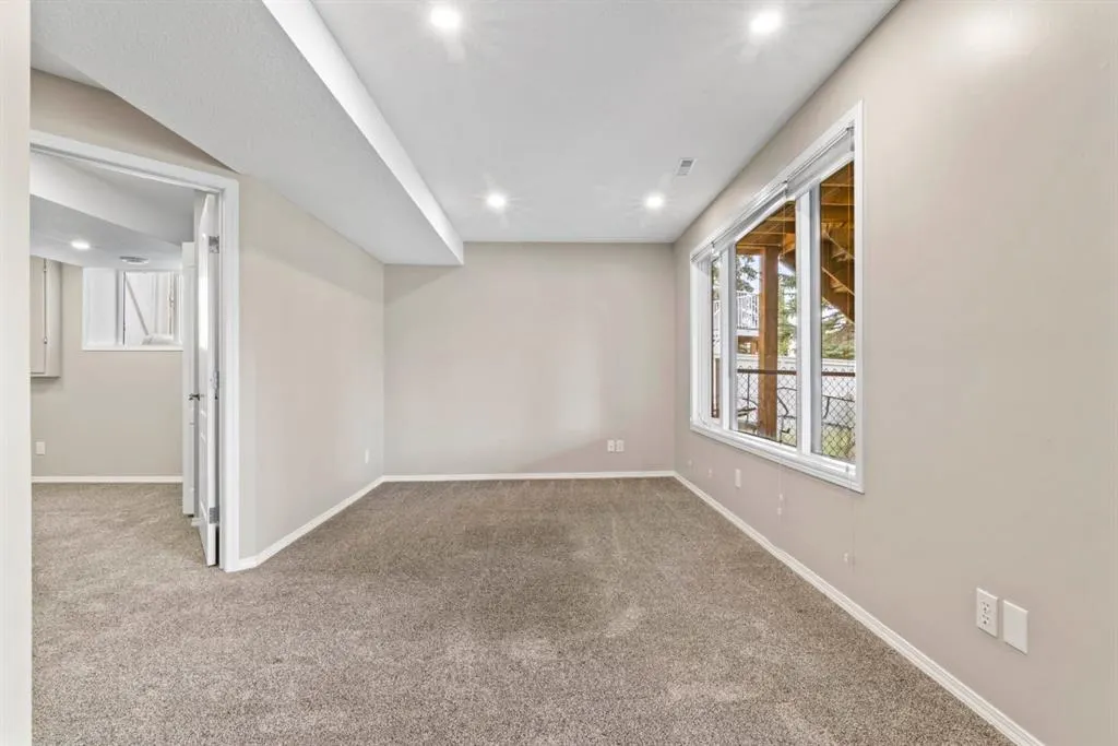 435 Douglas Ridge Mews SE