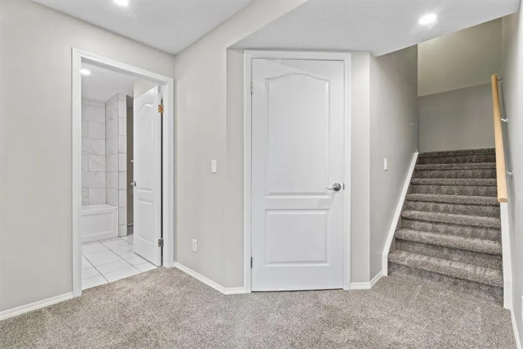 435 Douglas Ridge Mews SE