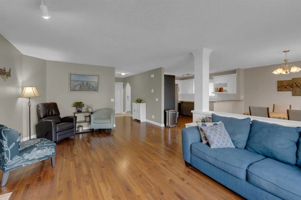 99 Macewan Park Road NW