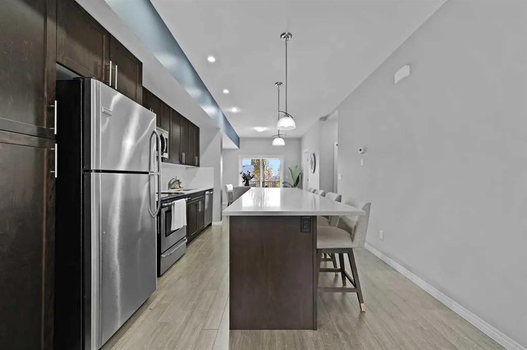 280 Williamstown Close NW, #1205