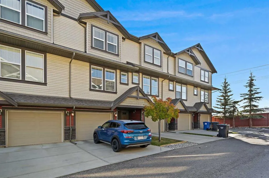 280 Williamstown Close NW, #1205
