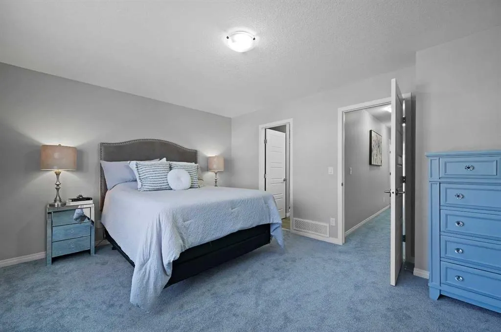 280 Williamstown Close NW, #1205