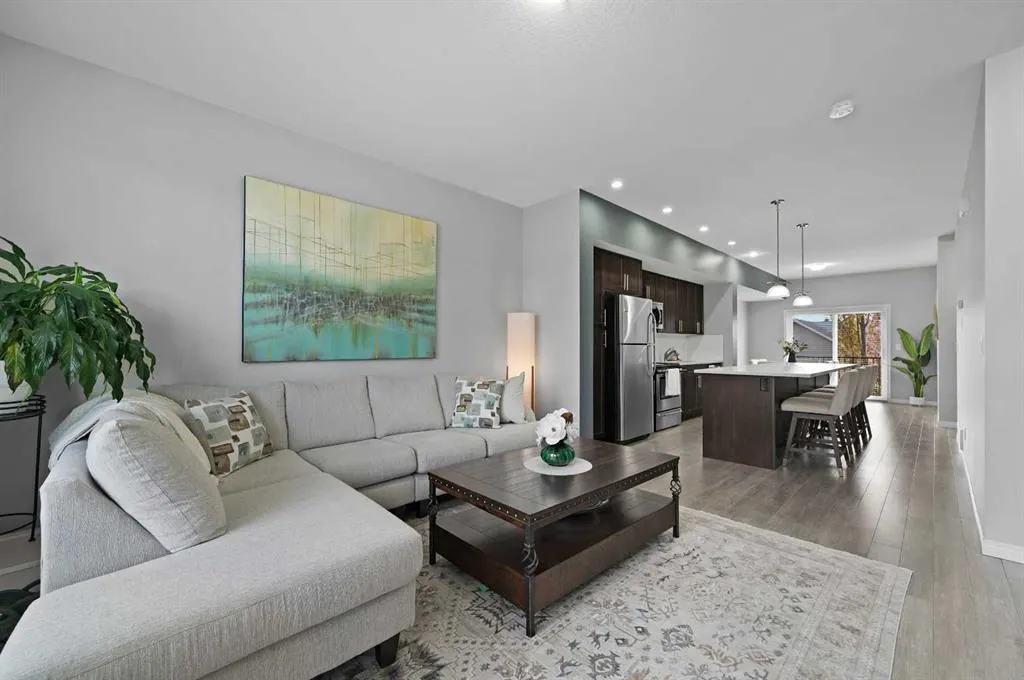 280 Williamstown Close NW, #1205