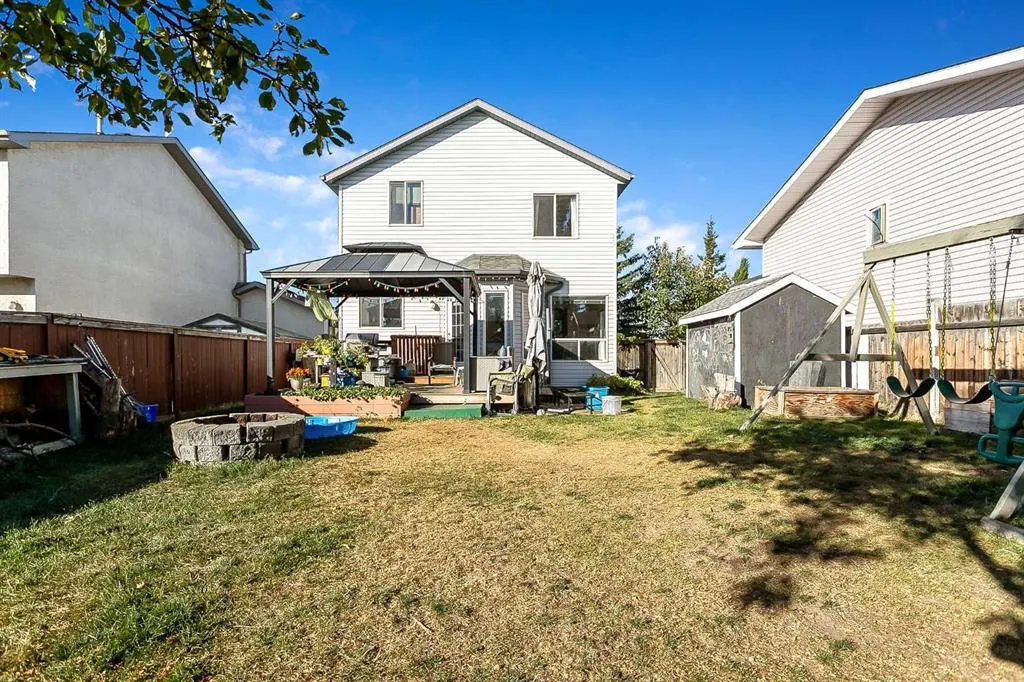256 Fresno Place NE