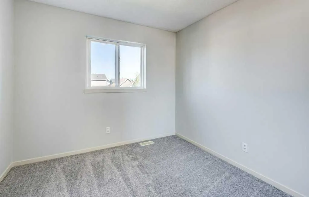 176 Walden Drive SE