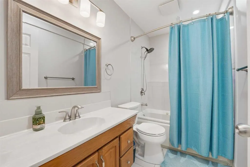 31 Applegrove Crescent SE