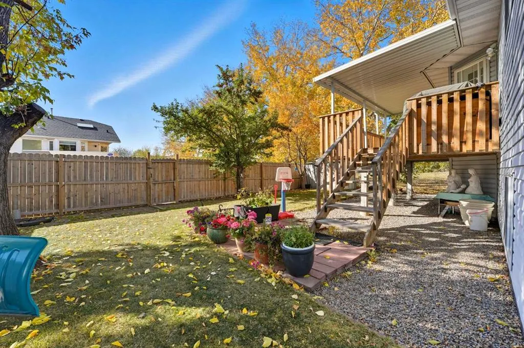 31 Applegrove Crescent SE