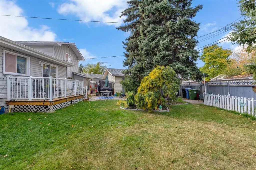 8128 Bowglen Crescent NW