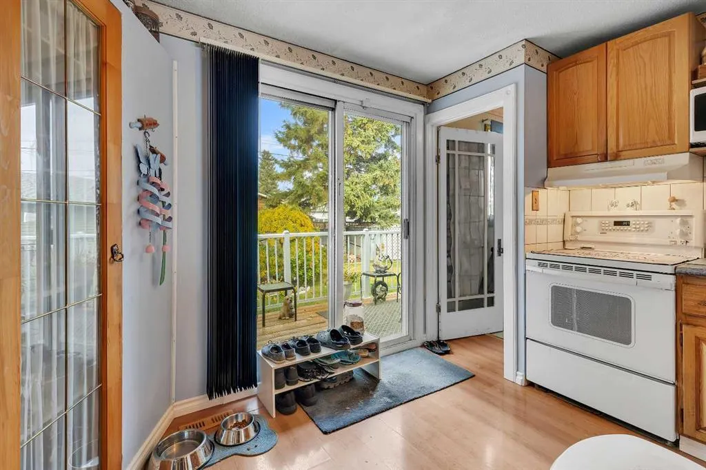 8128 Bowglen Crescent NW