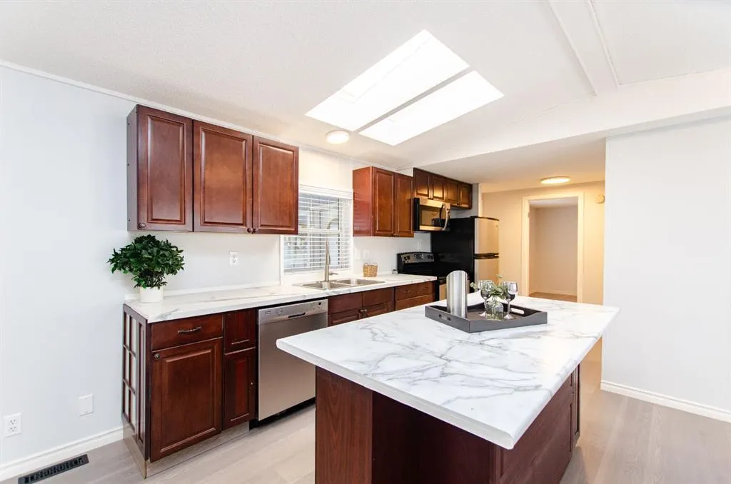 43 Parkside Drive