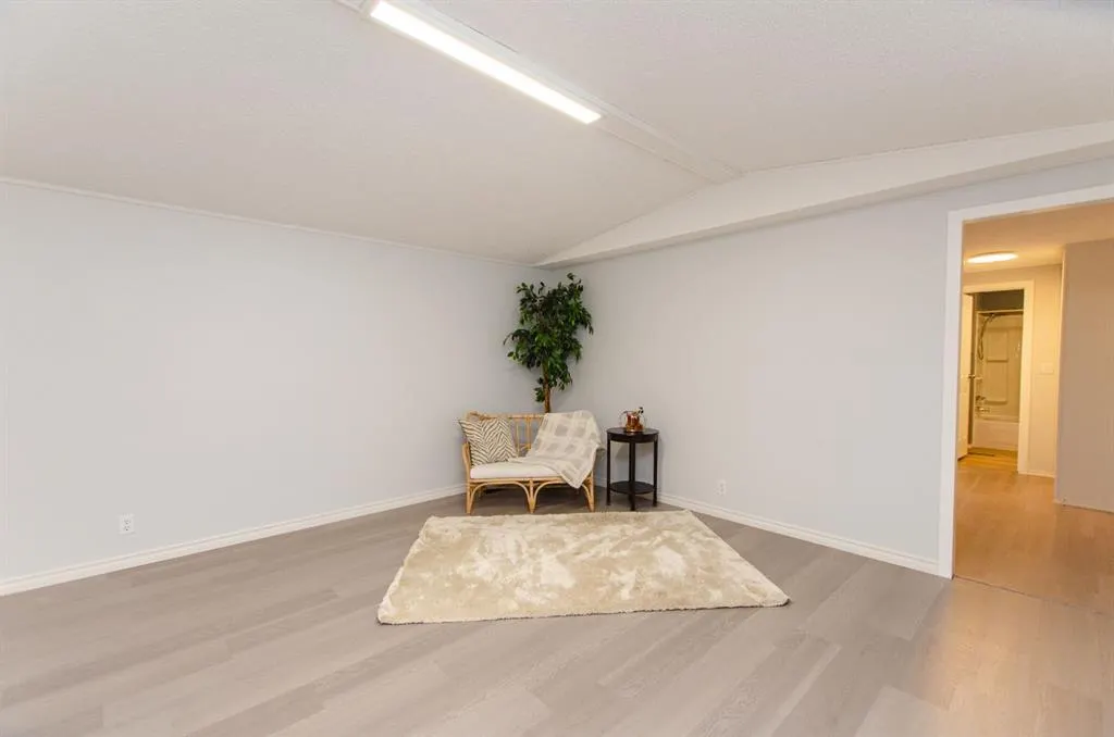 43 Parkside Drive