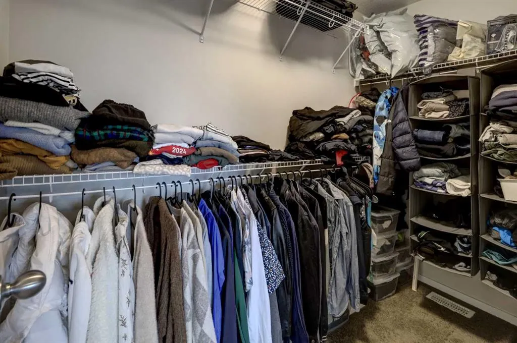 20 Nolancrest Green NW