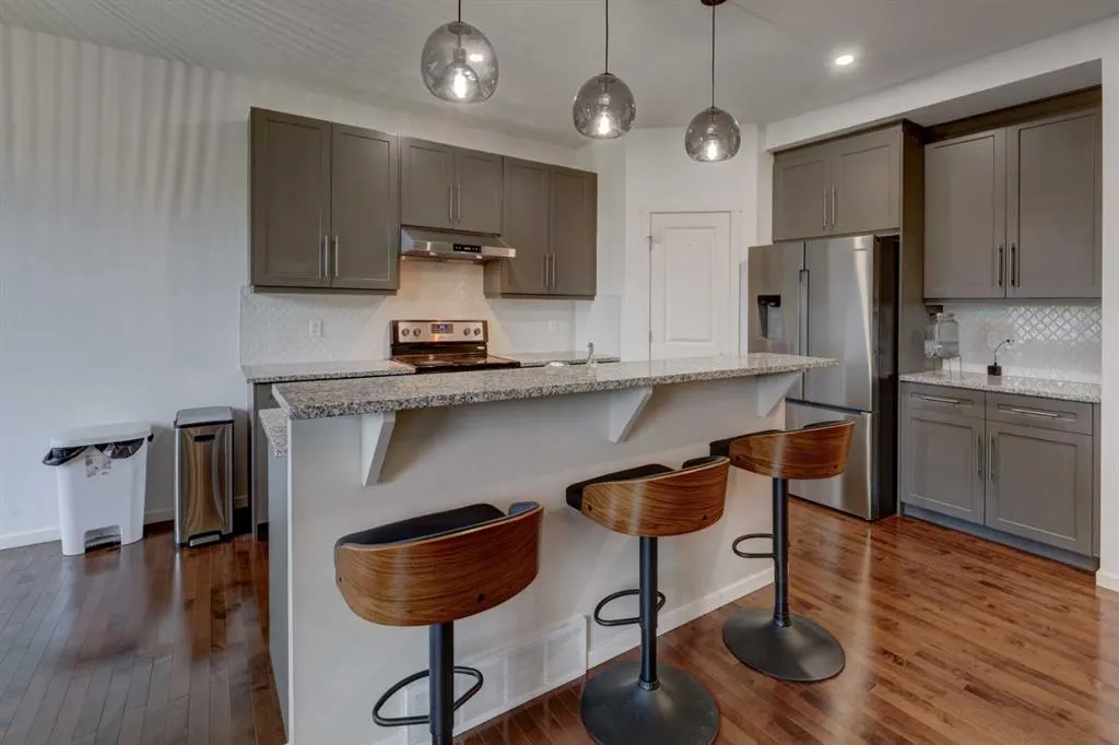 20 Nolancrest Green NW