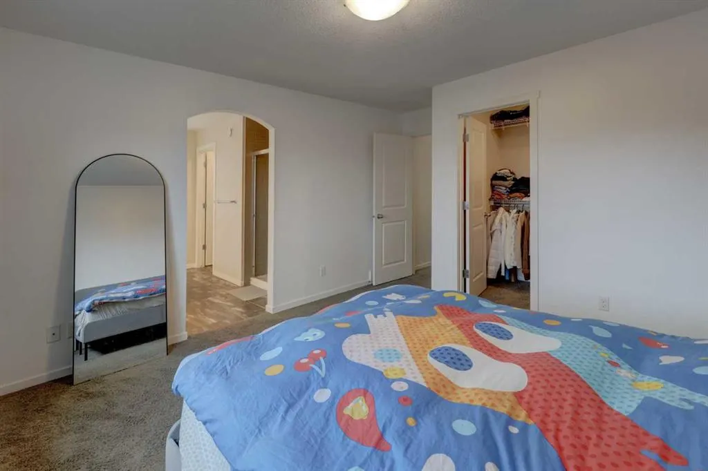 20 Nolancrest Green NW