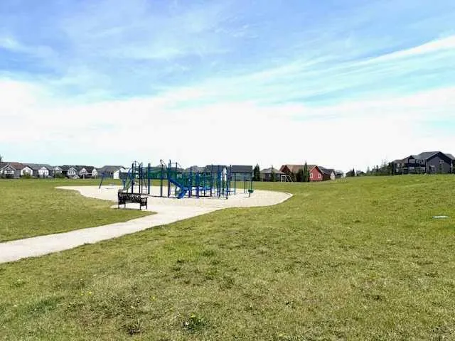 20 Nolancrest Green NW