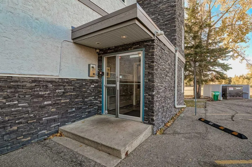 5601 Dalton Drive NW, #104D