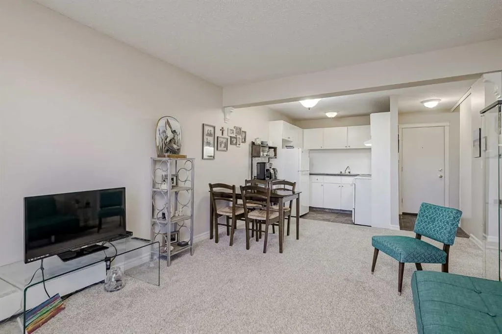5601 Dalton Drive NW, #104D