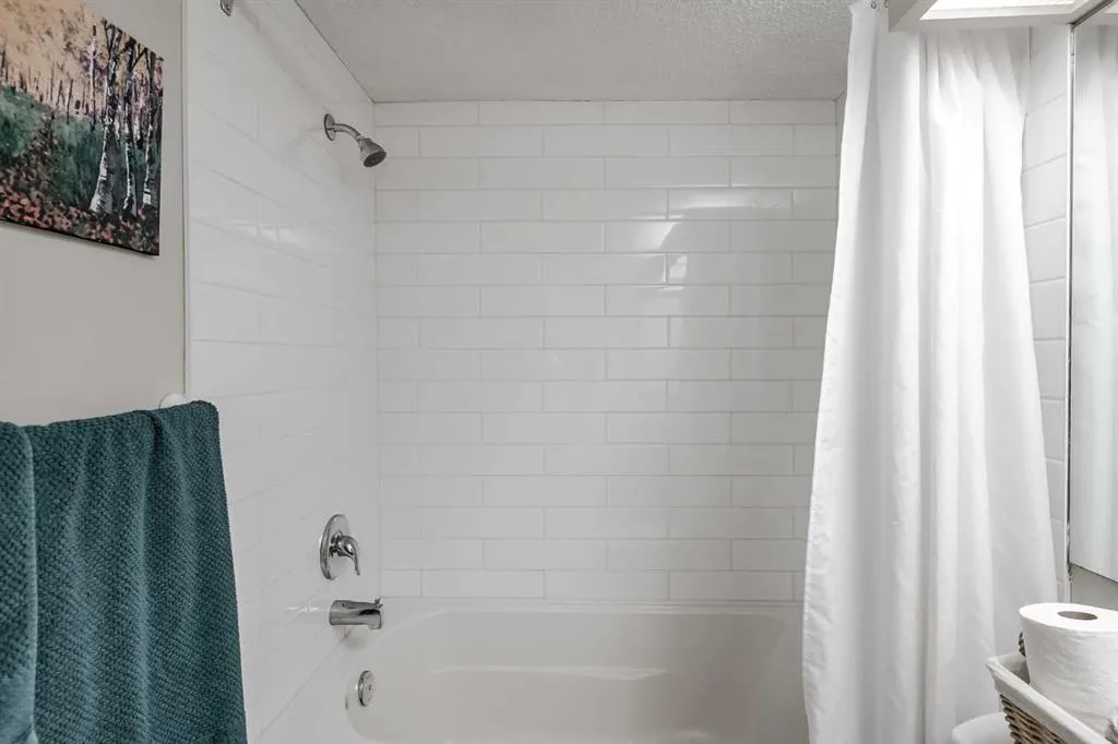 5601 Dalton Drive NW, #104D