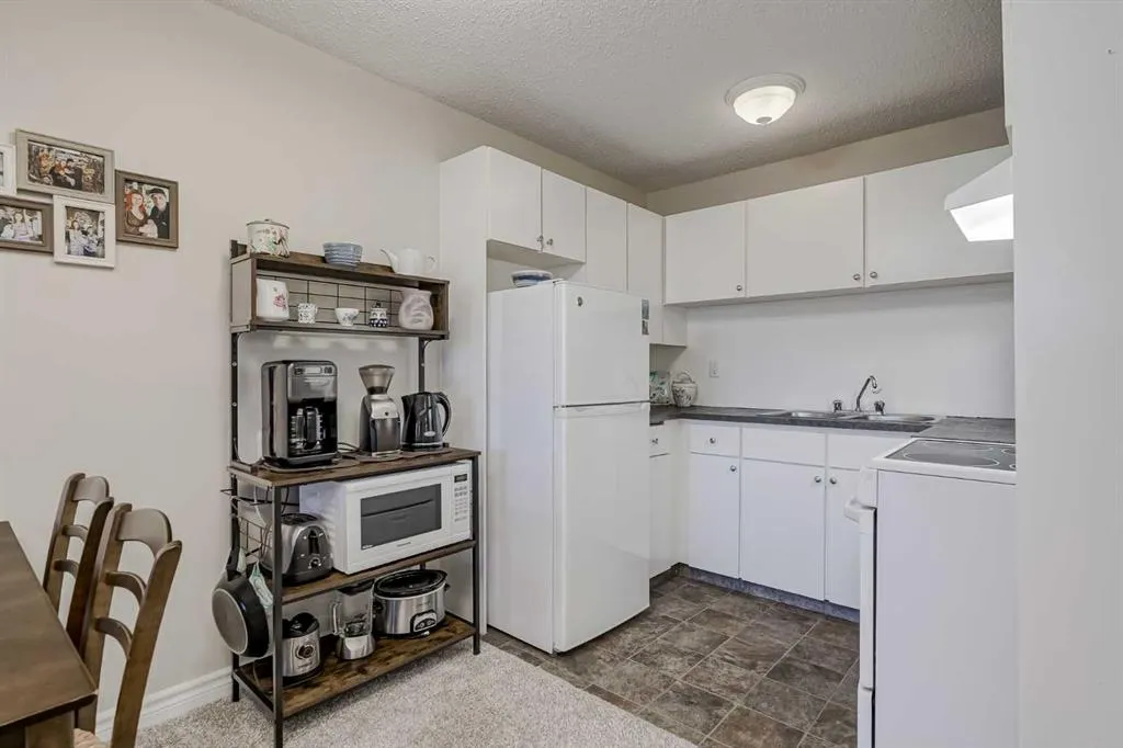 5601 Dalton Drive NW, #104D