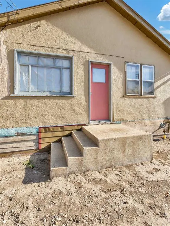 640 Pottery Street SE