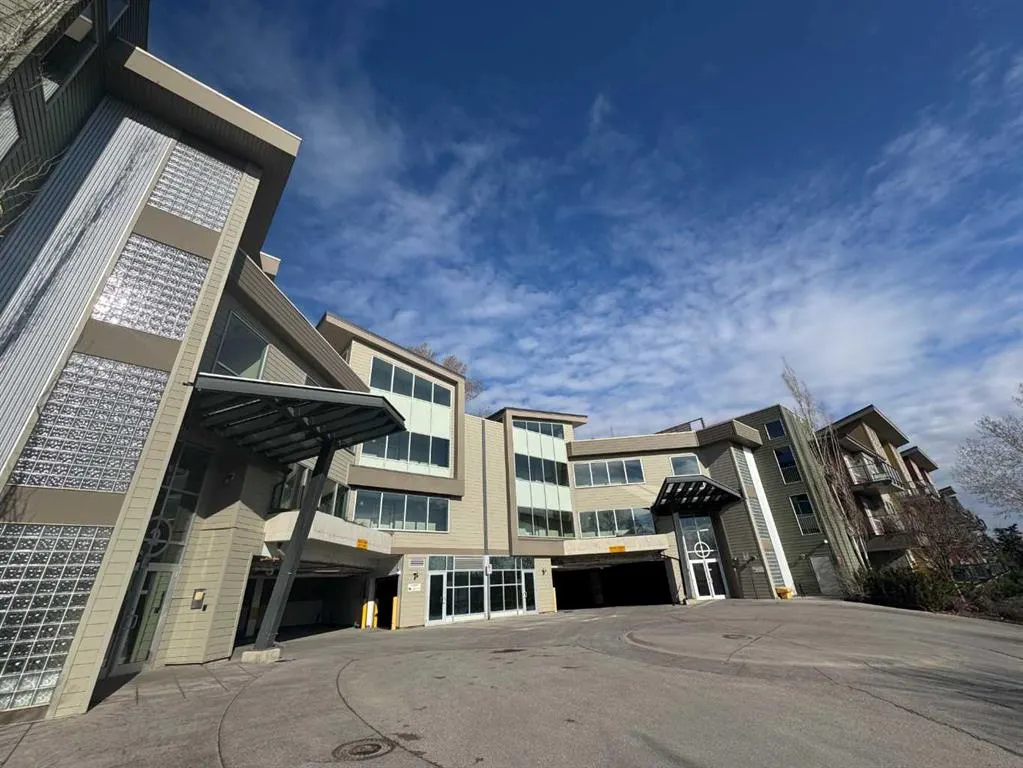 4303 1 Street NE, #528