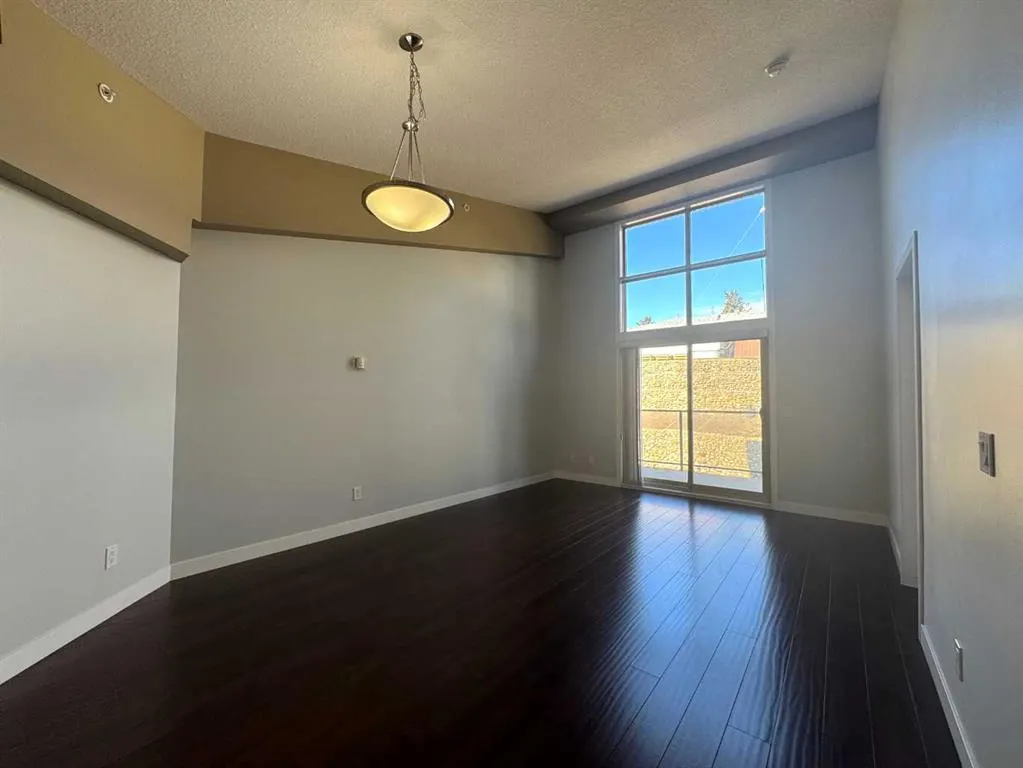 4303 1 Street NE, #528