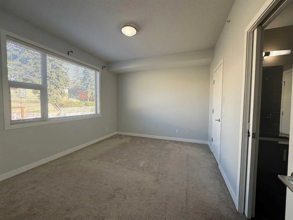 4303 1 Street NE, #528